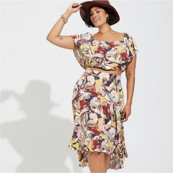 Torrid Mini Challis Off Shoulder Hi-Low Skirt Set Size 5X - Picture 1 of 13